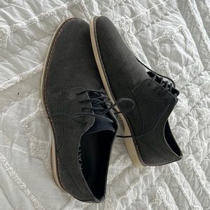 Grey white sole casual dress shoes
